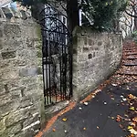 St Michaels House מלון *