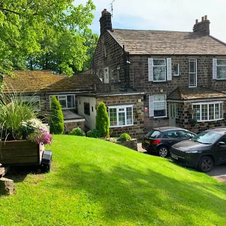 St Michaels House * Leeds (West Yorkshire)