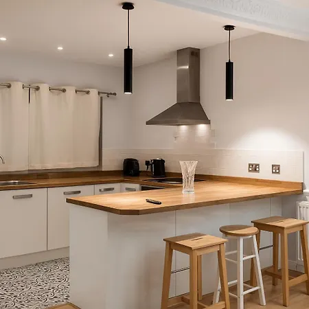 St Michaels House Leeds (West Yorkshire)