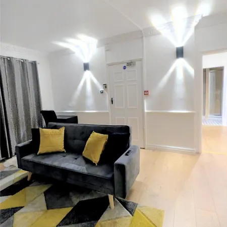 St Michaels House Leeds (West Yorkshire)